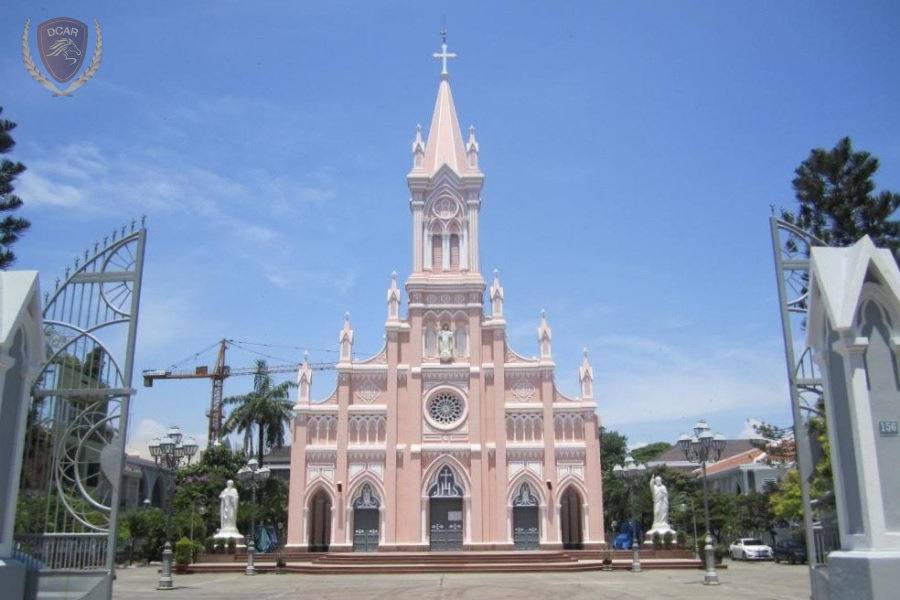 Da Nang Pink Church - Vietnam Limousine Transfers