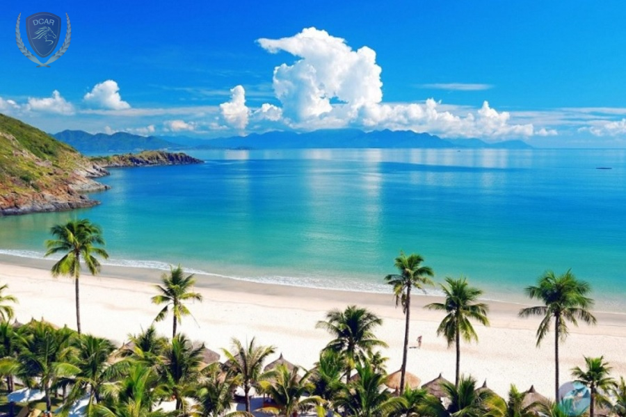My Khe Beach Da Nang - Vietnam Limousine Transfers