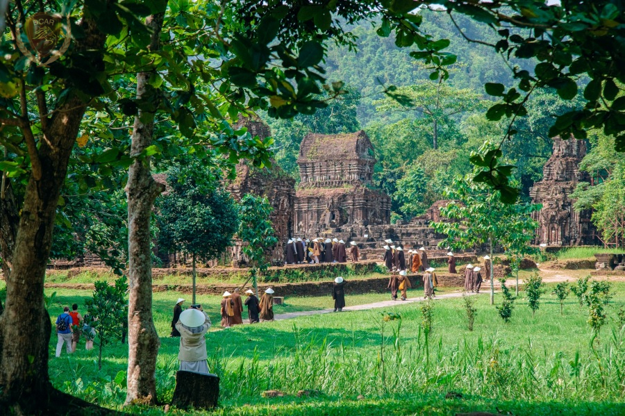 My Son Sanctuary - Vietnam Limousine Transfers