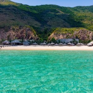 Nha Trang To Quy Nhon By Luxury Car Transfer - Vietnam Limousine