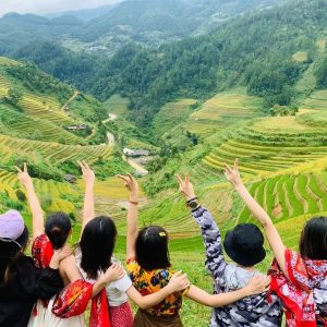 Visit Mu Cang Chai from Hanoi by limousine
