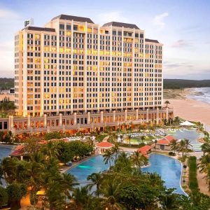 Nha Trang To Ho Tram Limousine - Vietnam Limousine