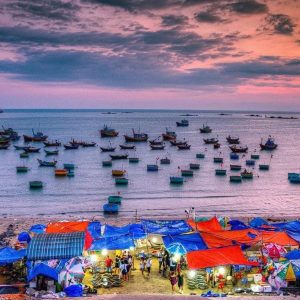 Ho Chi Minh Airport To Phan Thiet Limousine - Vietnam Limousine