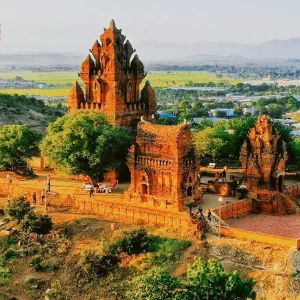 Nha Trang To Phan Rang Luxury Car - Vietnam Limousine