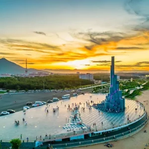 Nha Trang To Phu Yen Luxury Car - Vietnam Limousine