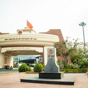 Hue To Lao Bao Border Luxury Car - Vietnam Limousine