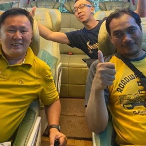 Da Nang Airport to Intercontinental Luxury Car - Vietnam Limousine