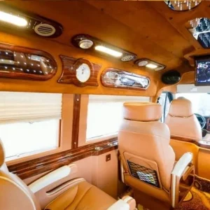 Ninh Binh To Hanoi By Limousine - Vietnam Limousine