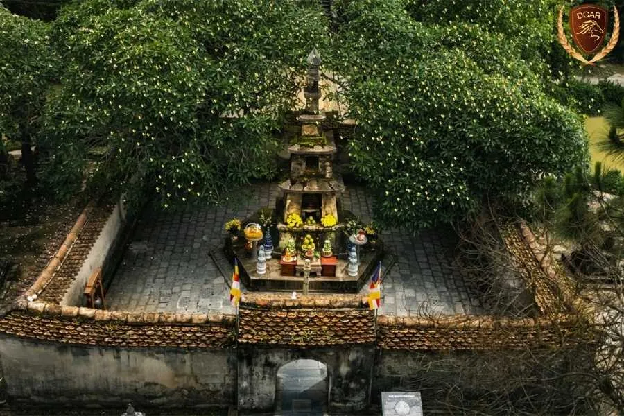 Ninh Binh To Yen Tu By Limousine Car - Vietnam Limousine