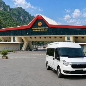 Hanoi To Huu Nghi Border Luxury Car - Vietnam Limousine