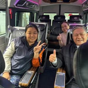 Hanoi To Huu Nghi Border Luxury Car - Vietnam Limousine