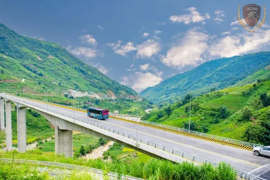 Ninh Binh To Sapa Luxury Car - Vietnam Limousine