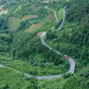 Ninh Binh To Sapa Luxury Car - Vietnam Limousine