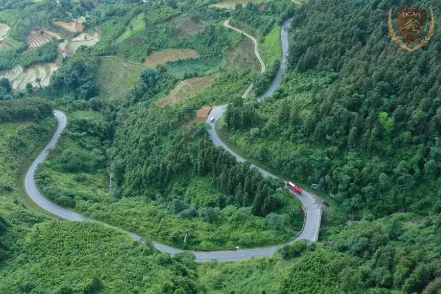 Ninh Binh To Sapa Luxury Car - Vietnam Limousine