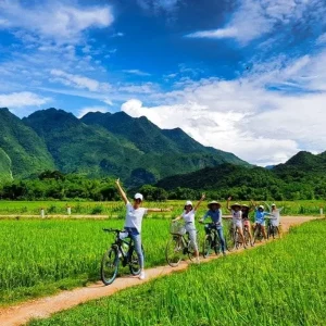 Ninh Binh To Mai Chau By Limousine Service - Vietnam Limousine