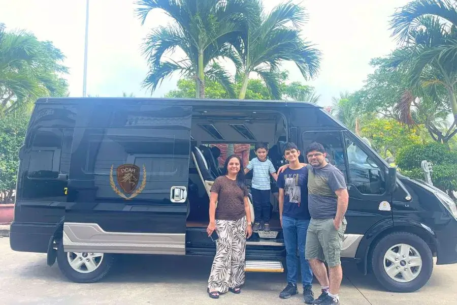 A limousine trip taking only 2 hours from Hanoi to Ninh Binh