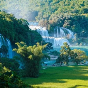 Ninh Binh to Cao Bang limousine - Vietnam Limousine
