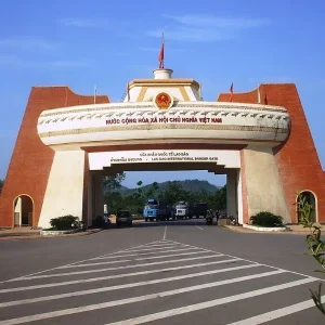Phong Nha to Lao Bao Border Private Limousine - Vietnam Limousine